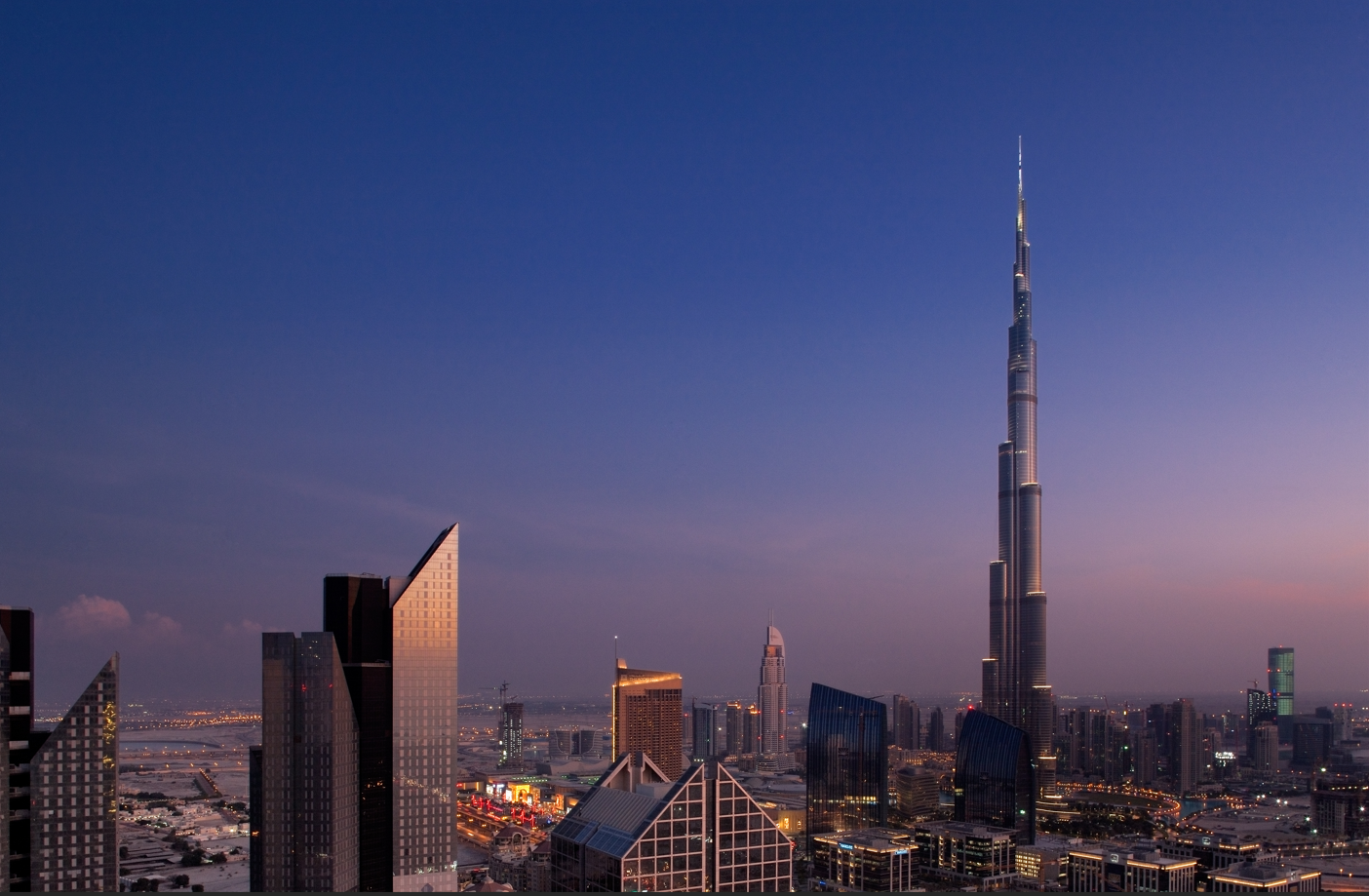 Dubai - night lights